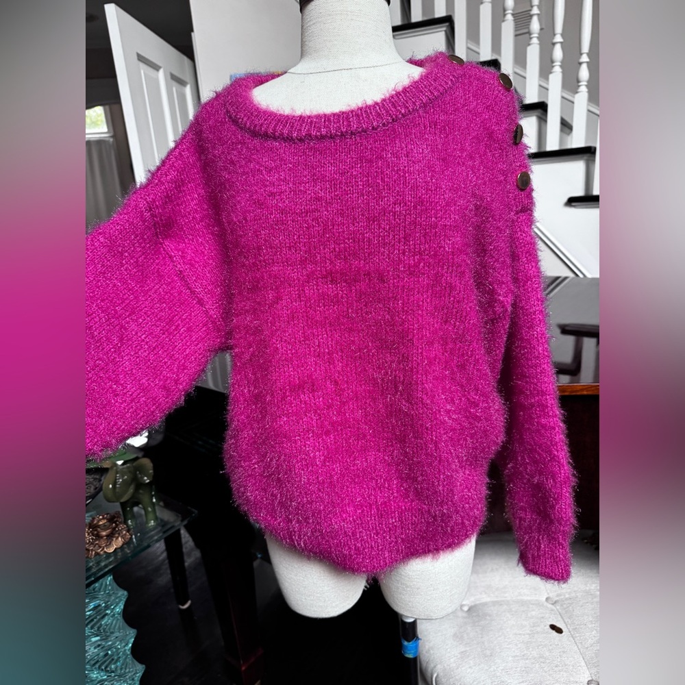 NWOT RACHEL Rachel Roy Fuchsia Sweater with Button Accents
